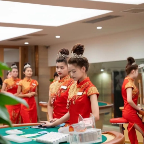 史诗级RPG手游 果博福布斯游戏RPG下载 正版角色扮演游戏